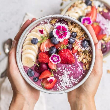 blueberry-acai-bowl