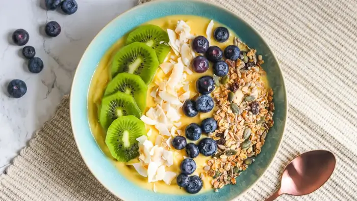 Close up of the tropical sunshine smoothie bowl